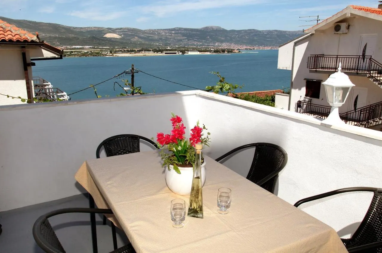 Apartman Liovic 120M2 Apartment Trogir