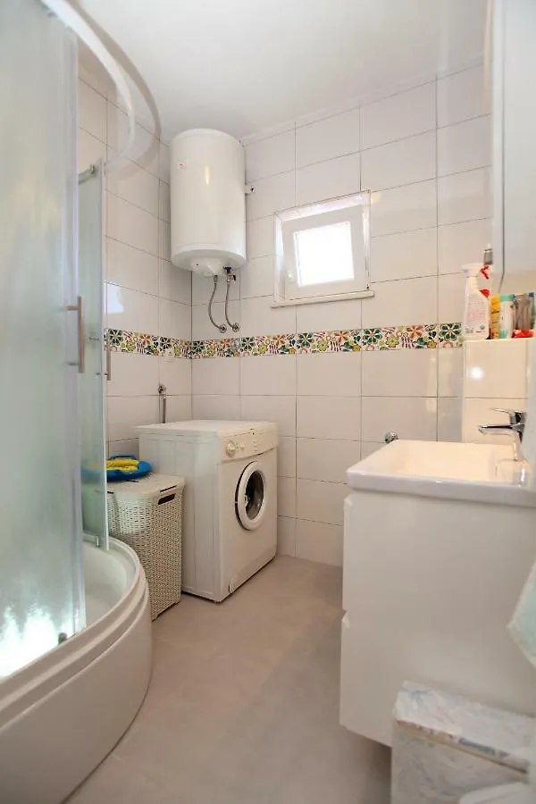 Apartman Liovic 120M2 Apartment Trogir Croatia