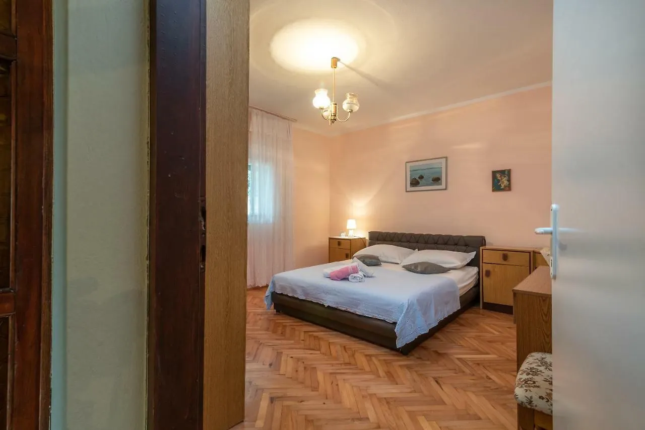 Apartman Liovic 120M2 Apartment Trogir