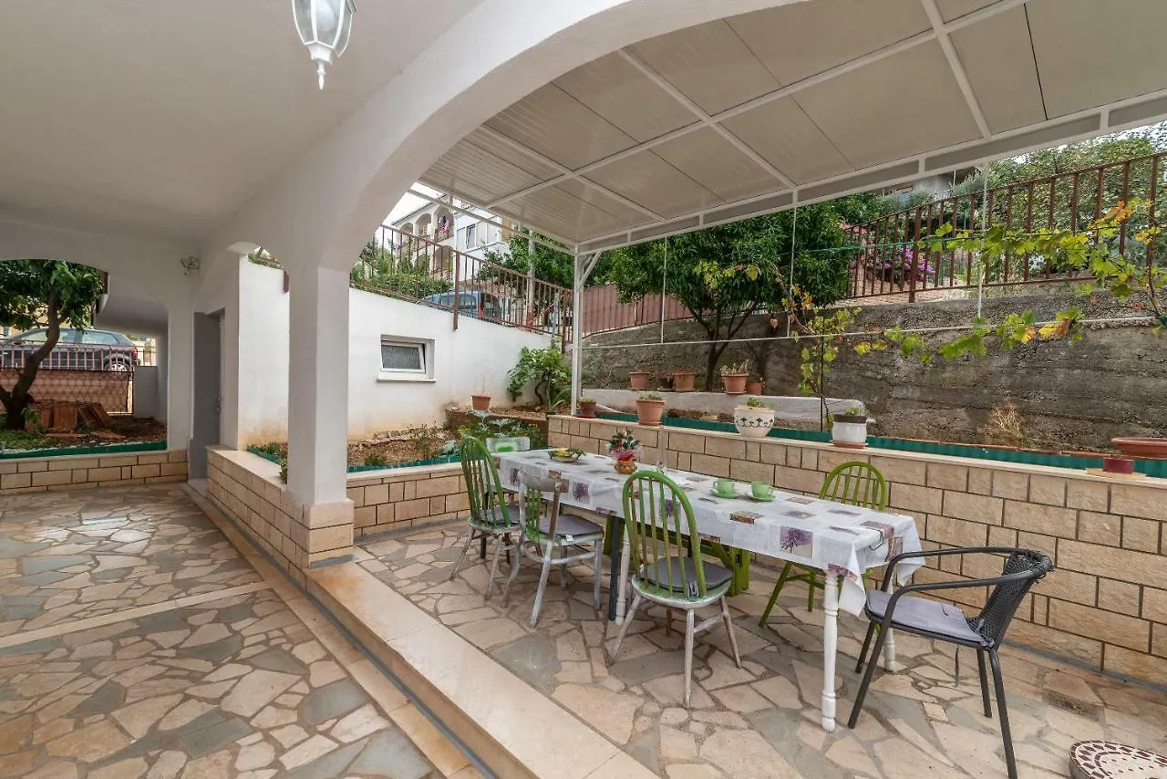 Apartman Liovic 120M2 Apartment Trogir