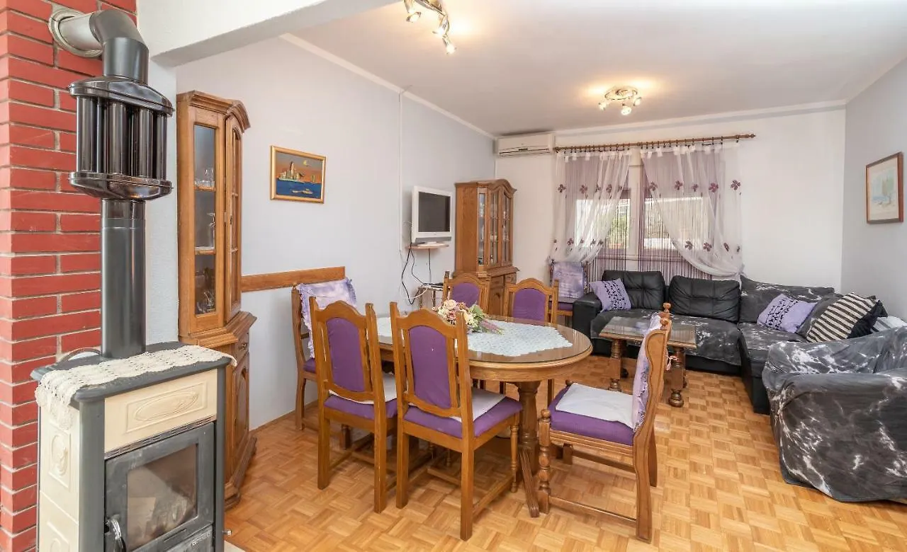 Apartman Liovic 120M2 Apartment Trogir 0*,