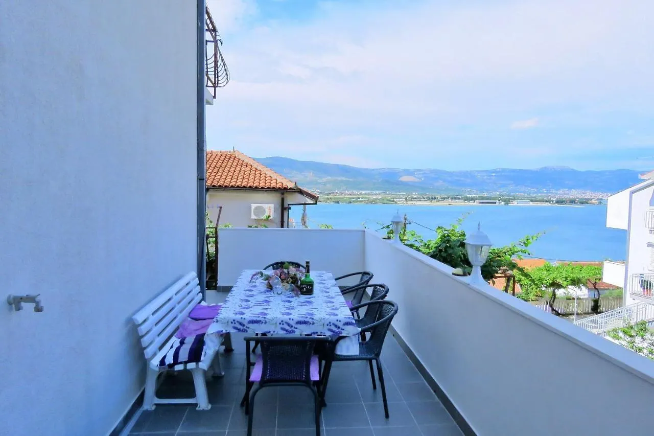 Apartman Liovic 120M2 Apartment Trogir