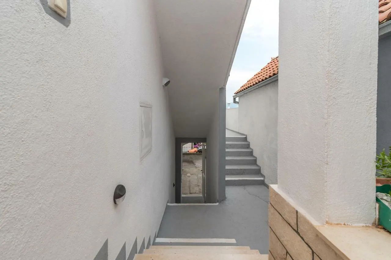 Apartman Liovic 120M2 Apartment Trogir Croatia